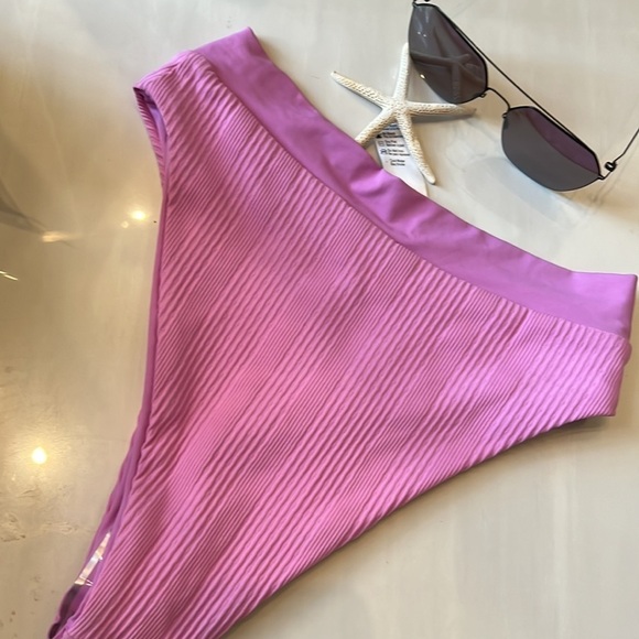 -  l space Ribbed Bitsy Cut Bikini Bottoms NWOT - Picture 4 of 4